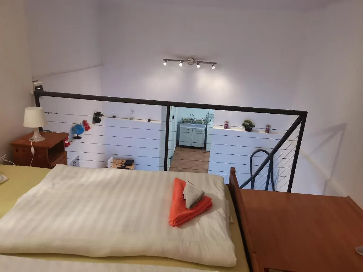 Апартаменты Kucko Apartaman - Эгер 0*,  Венгрия